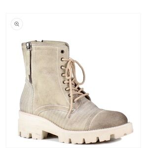 Diba Women's Lace-Up Combat Boots - Beige and Cream